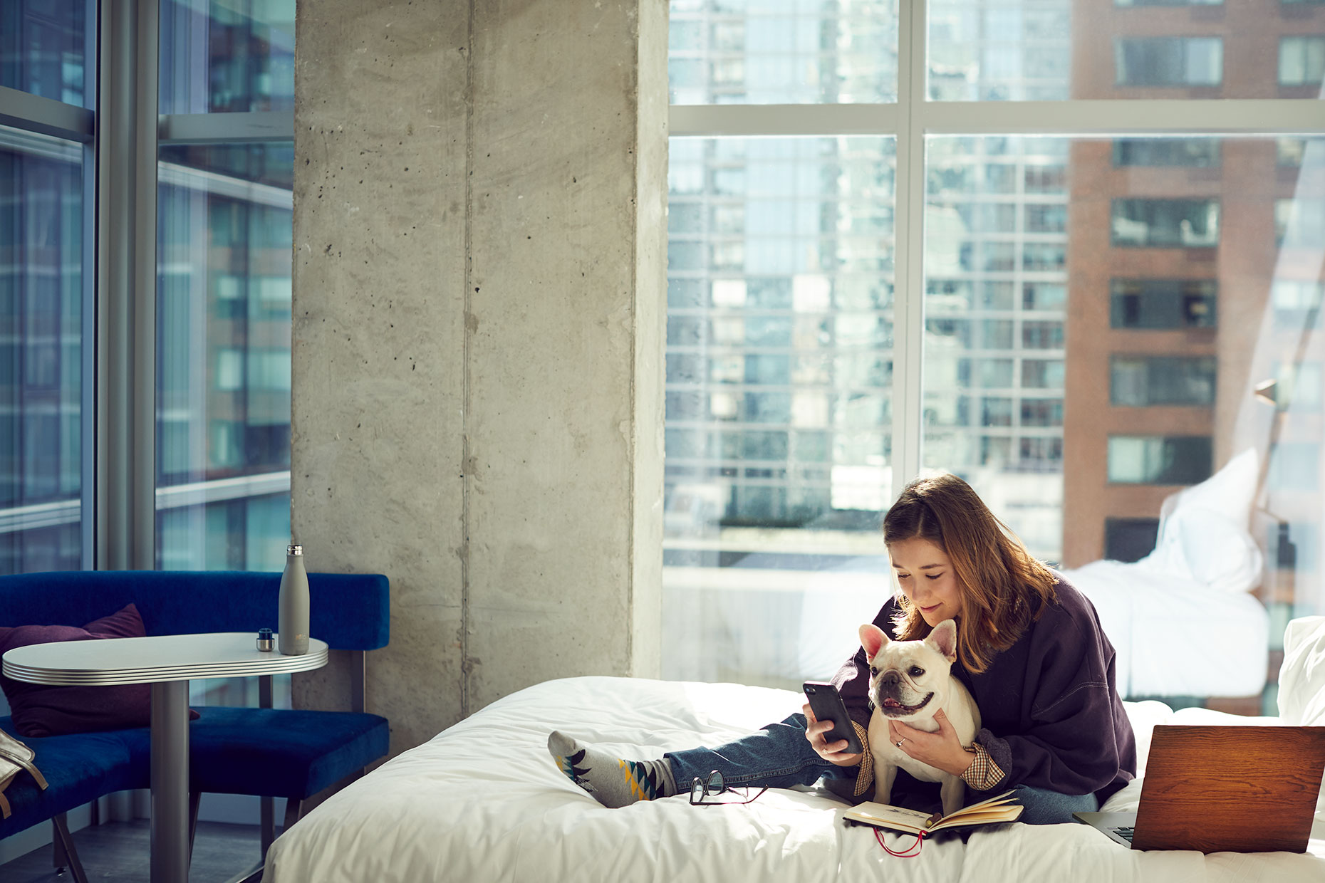 CHI_LOFT_R00M2_GIRL3_096_V5