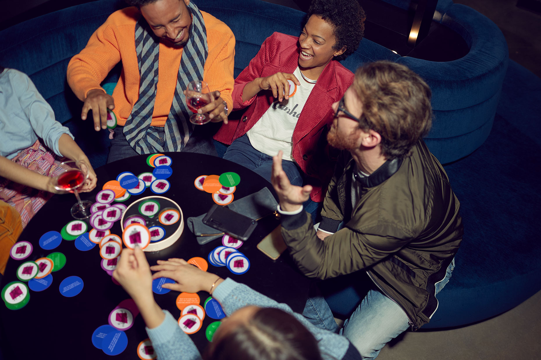 CHI_WXYZ_BAR_MILLENNIALS_GROUP_667_V6